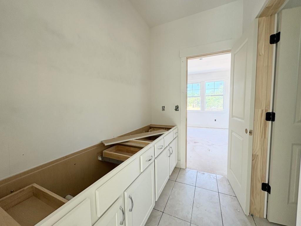 Cumming, Georgia, 30041, United States, 5 Bedrooms Bedrooms, ,4 BathroomsBathrooms,Residential,Active,1934820