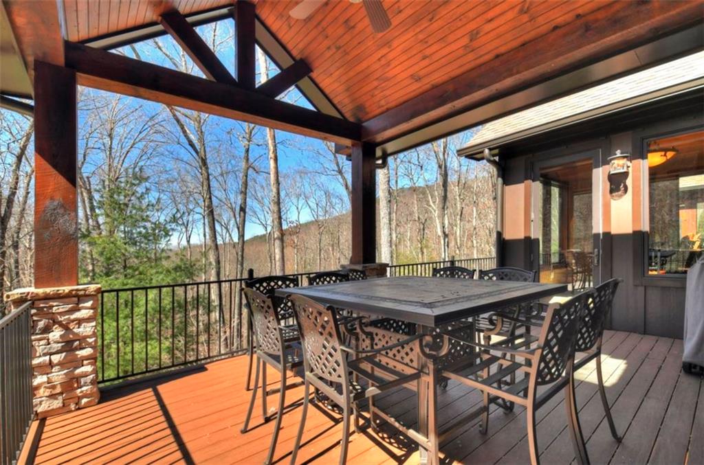 Ellijay, Georgia, 30536, United States, 5 Bedrooms Bedrooms, ,6 BathroomsBathrooms,Residential,Active,1954428