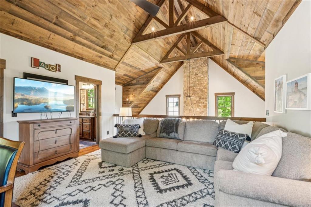 Ellijay, Georgia, 30536, United States, 3 Bedrooms Bedrooms, ,4 BathroomsBathrooms,Residential,Active,1929428