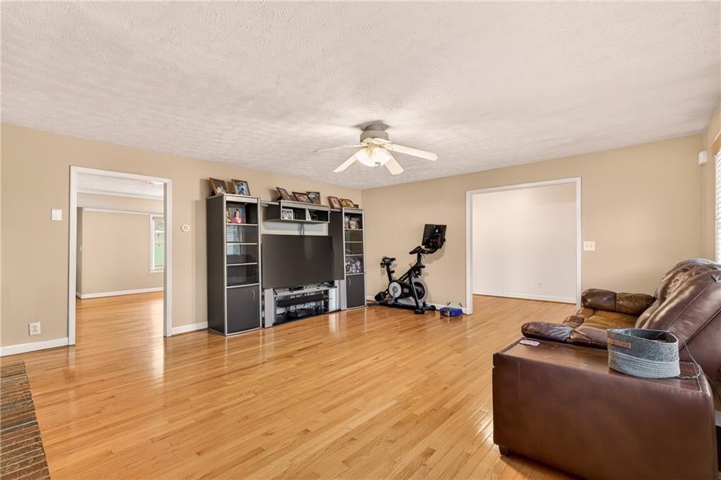 Dahlonega, Georgia, 30533, United States, 5 Bedrooms Bedrooms, ,4 BathroomsBathrooms,Residential,Active,2044539
