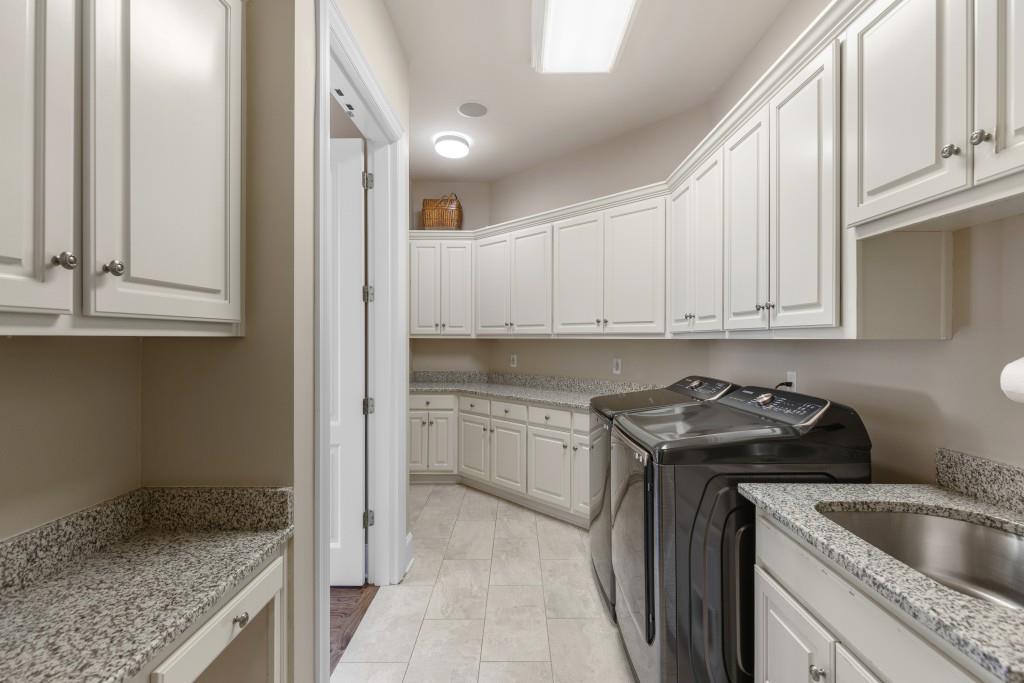 Flowery Branch, Georgia, 30542, United States, 4 Bedrooms Bedrooms, ,8 BathroomsBathrooms,Residential,Active,1929460