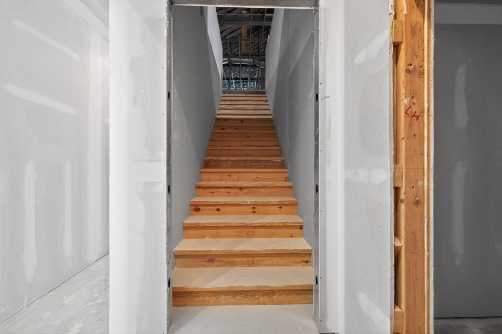 Loganville, Georgia, 30052, United States, 9 Bedrooms Bedrooms, ,10 BathroomsBathrooms,Residential,Active,1987241