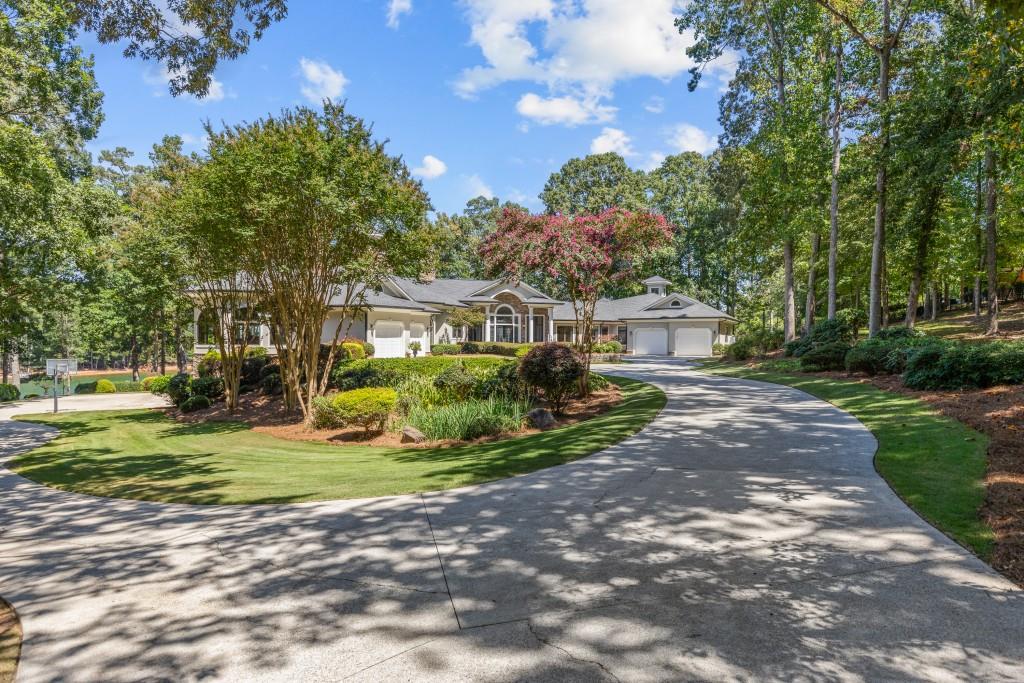 Flowery Branch, Georgia, 30542, United States, 4 Bedrooms Bedrooms, ,8 BathroomsBathrooms,Residential,Active,1929460