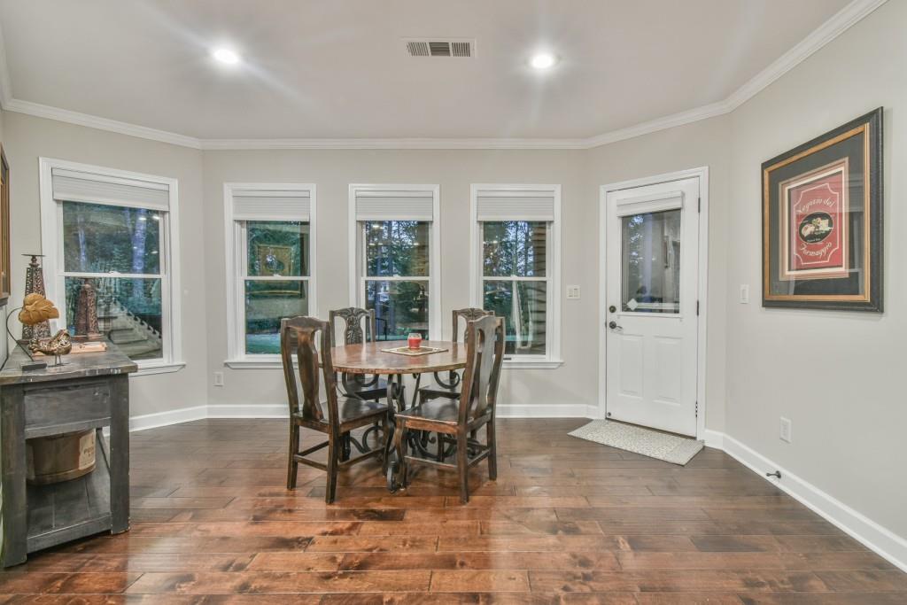 Hoschton, Georgia, 30548, United States, 5 Bedrooms Bedrooms, ,6 BathroomsBathrooms,Residential,Active,2011432