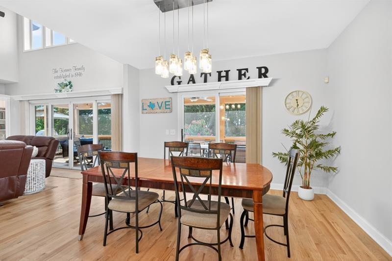 Flowery Branch, Georgia, 30542, United States, 6 Bedrooms Bedrooms, ,6 BathroomsBathrooms,Residential,Active,2007080