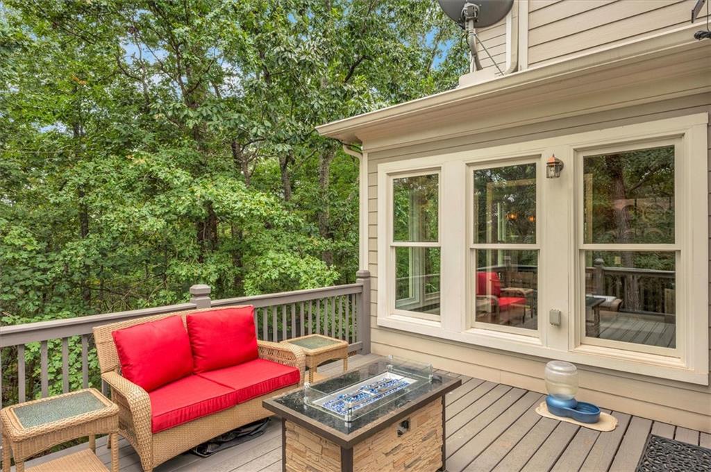 Dawsonville, Georgia, 30534, United States, 4 Bedrooms Bedrooms, ,5 BathroomsBathrooms,Residential,Active,1936637