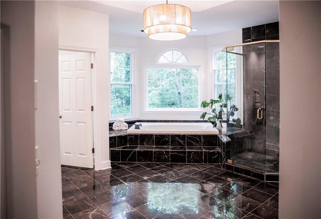 Roswell, Georgia, 30075, United States, 6 Bedrooms Bedrooms, ,6 BathroomsBathrooms,Residential,Active,2015430