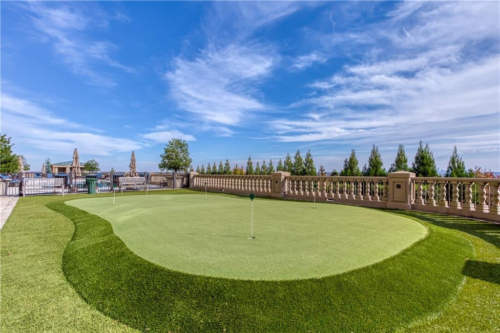 Atlanta, Georgia, 30339, United States, 2 Bedrooms Bedrooms, ,3 BathroomsBathrooms,Residential,Active,1919395