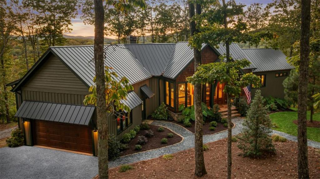 Ellijay, Georgia, 30536, United States, 3 Bedrooms Bedrooms, ,4 BathroomsBathrooms,Residential,Active,1968420