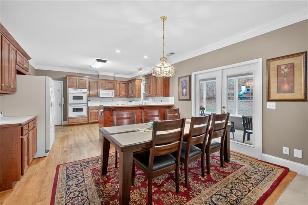 Suwanee, Georgia, 30024, United States, 7 Bedrooms Bedrooms, ,6 BathroomsBathrooms,Residential,Active,1990667