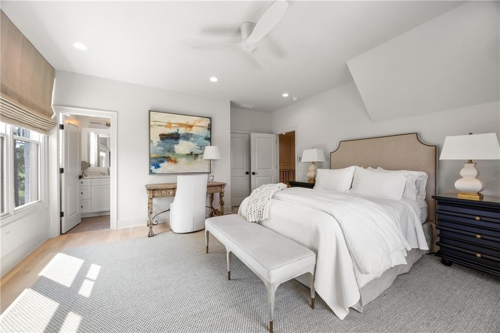 Alpharetta, Georgia, 30004, United States, 6 Bedrooms Bedrooms, ,8 BathroomsBathrooms,Residential,Active,1929413