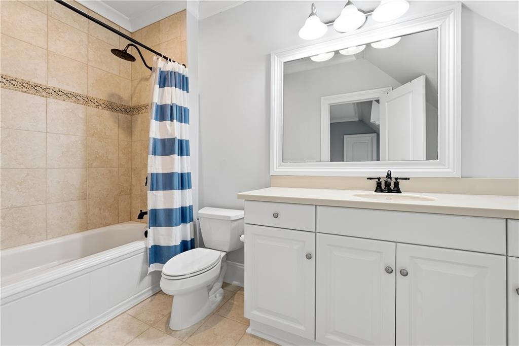 Kennesaw, Georgia, 30152, United States, 6 Bedrooms Bedrooms, ,8 BathroomsBathrooms,Residential,Active,2009407