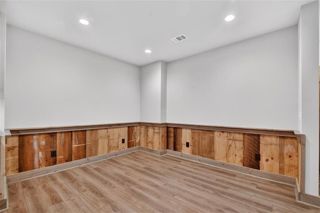 Ellijay, Georgia, 30540, United States, 4 Bedrooms Bedrooms, ,3 BathroomsBathrooms,Residential,Active,1972201