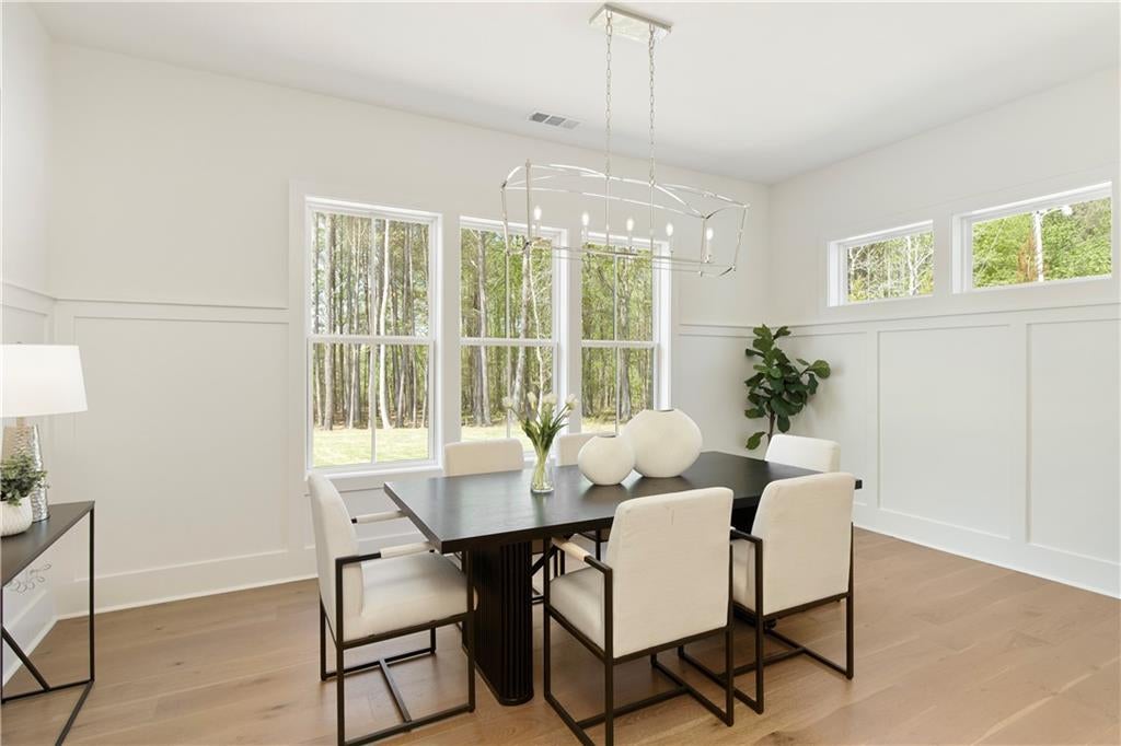 Cumming, Georgia, 30028, United States, 5 Bedrooms Bedrooms, ,5 BathroomsBathrooms,Residential,Active,1764916