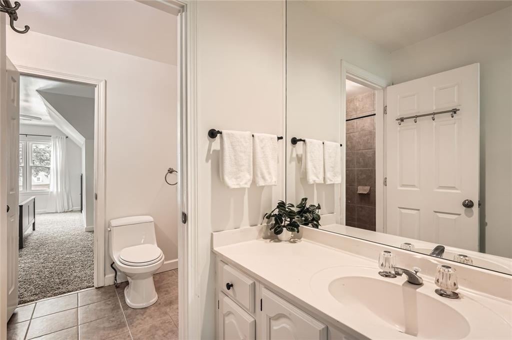 Roswell, Georgia, 30075, United States, 6 Bedrooms Bedrooms, ,6 BathroomsBathrooms,Residential,Active,2015430