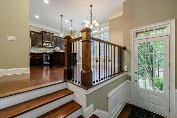 1088 HOLLY AVE, DUNWOODY, GA 30338, photo 3 of 60