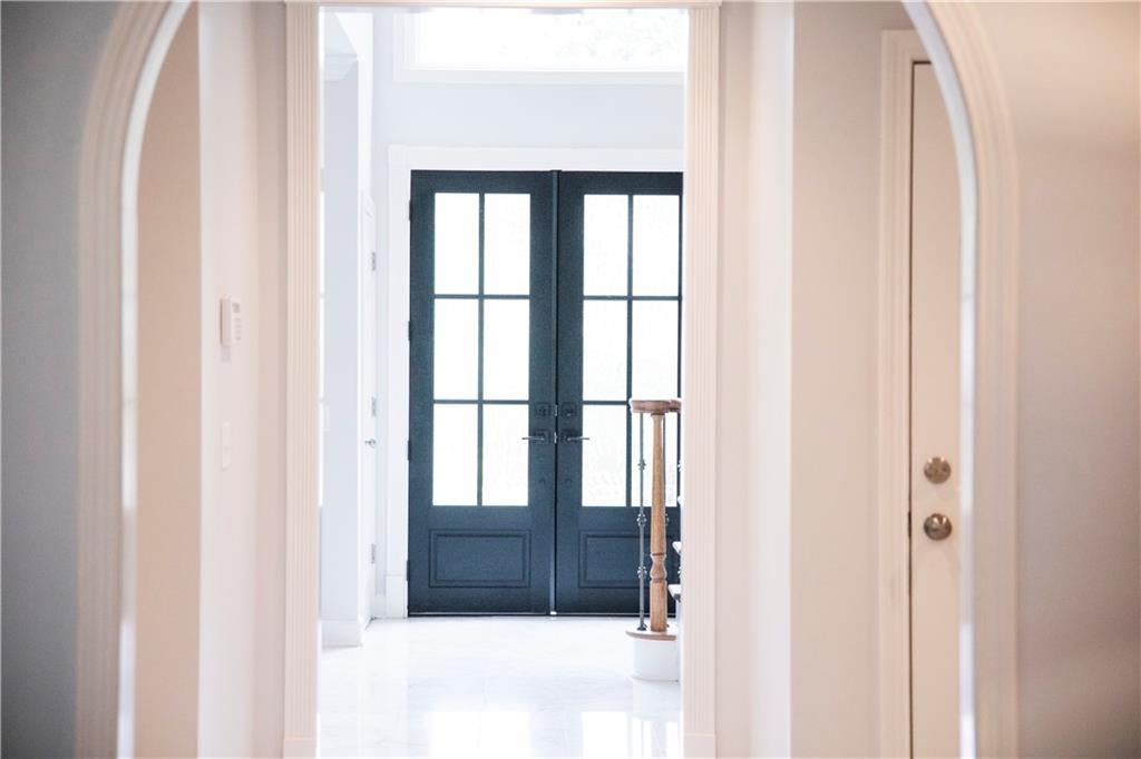 Roswell, Georgia, 30075, United States, 6 Bedrooms Bedrooms, ,6 BathroomsBathrooms,Residential,Active,2015430