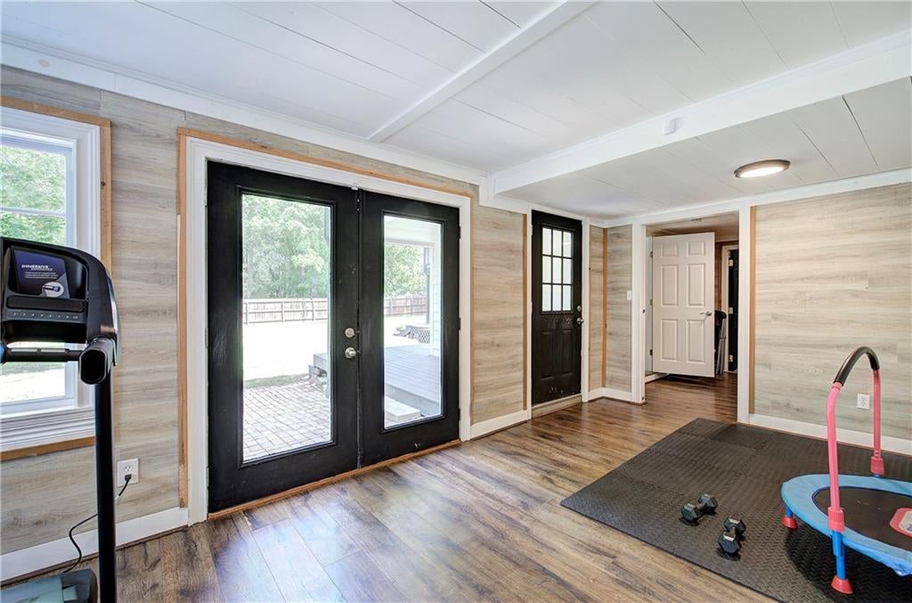 Marietta, Georgia, 30068, United States, 6 Bedrooms Bedrooms, ,5 BathroomsBathrooms,Residential,Active,2044569