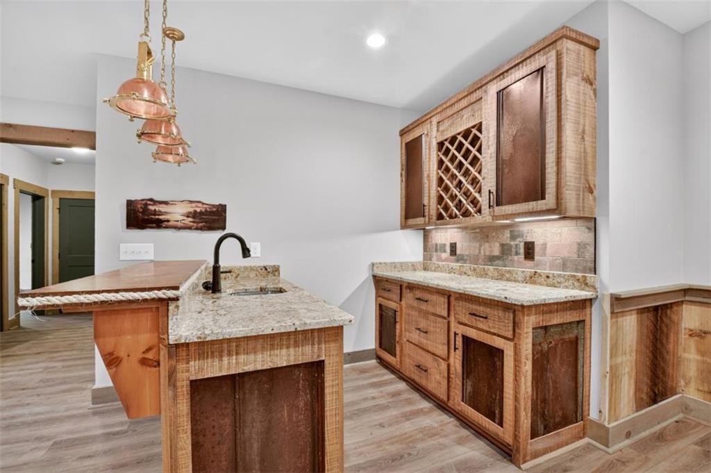 Ellijay, Georgia, 30540, United States, 4 Bedrooms Bedrooms, ,3 BathroomsBathrooms,Residential,Active,1972201