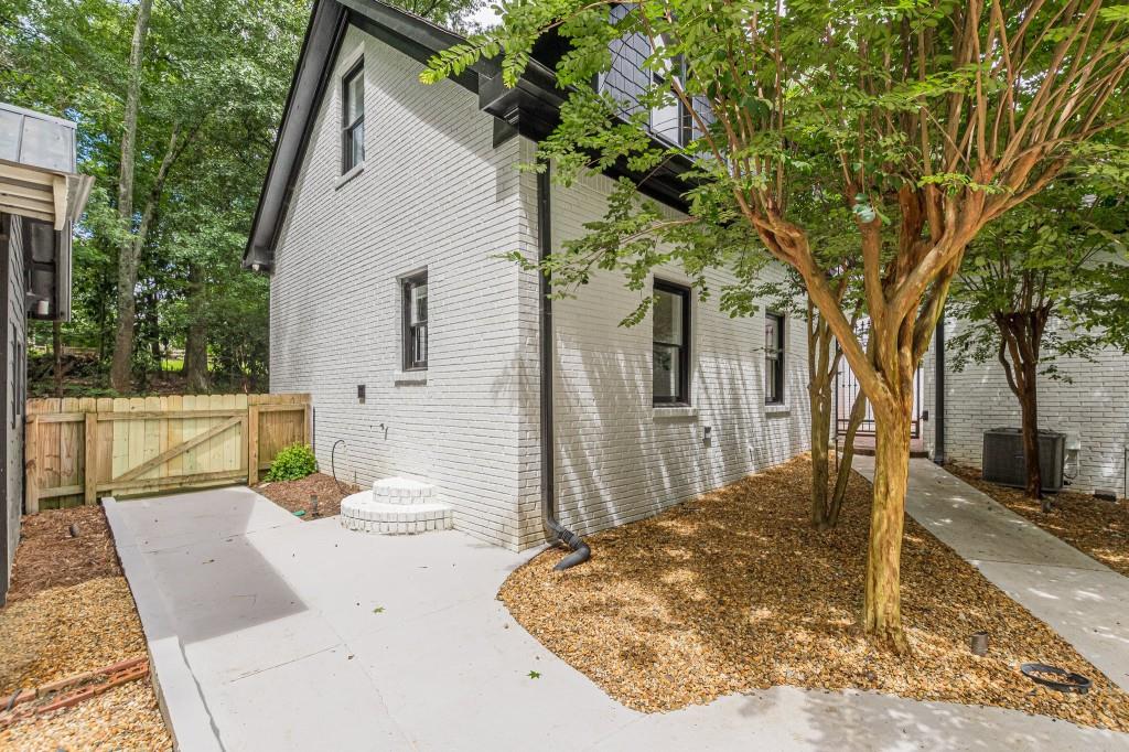 Douglasville, Georgia, 30134, United States, 3 Bedrooms Bedrooms, ,3 BathroomsBathrooms,Residential,Active,1997587