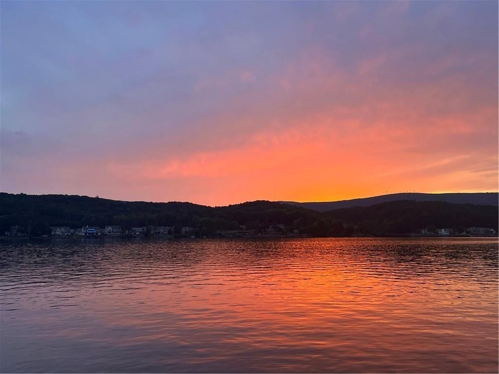 Waleska, Georgia, 30183, United States, 5 Bedrooms Bedrooms, ,5 BathroomsBathrooms,Residential,Active,2001331