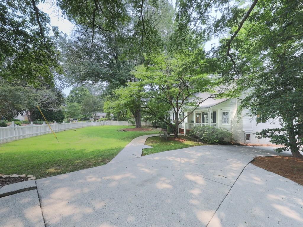 Atlanta, Georgia, 30305, United States, ,6 BathroomsBathrooms,Residential,Active,1843826
