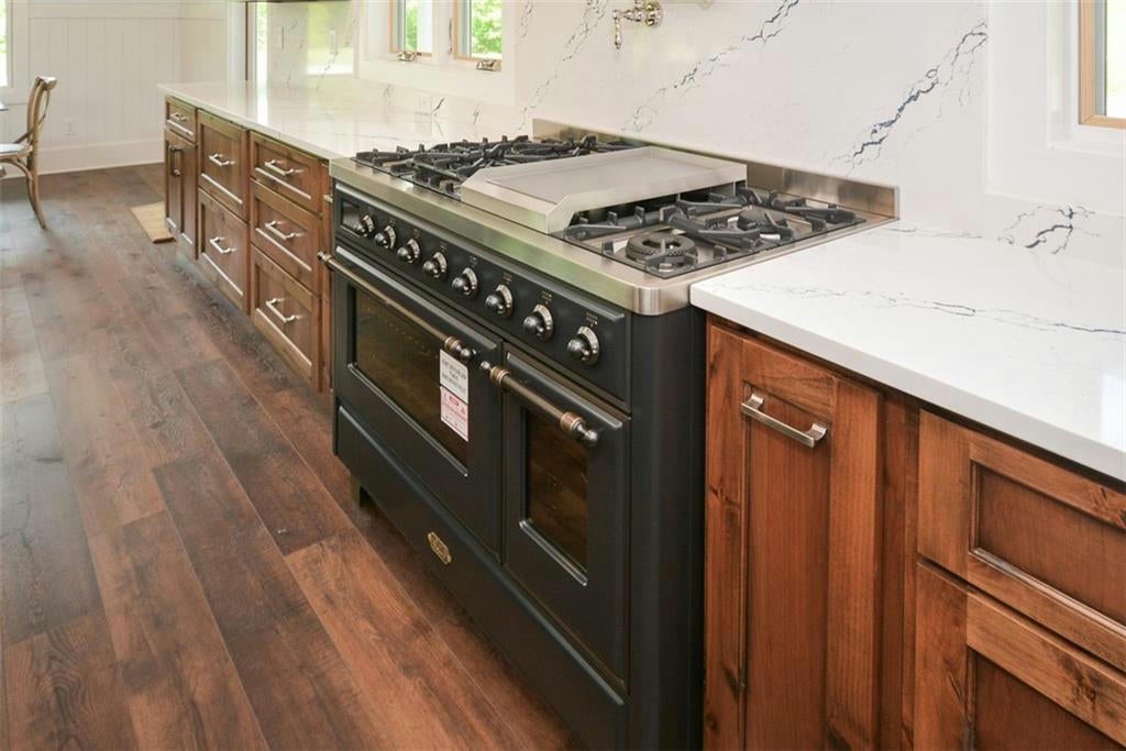Waleska, Georgia, 30183, United States, ,5 BathroomsBathrooms,Residential,Active,1704235