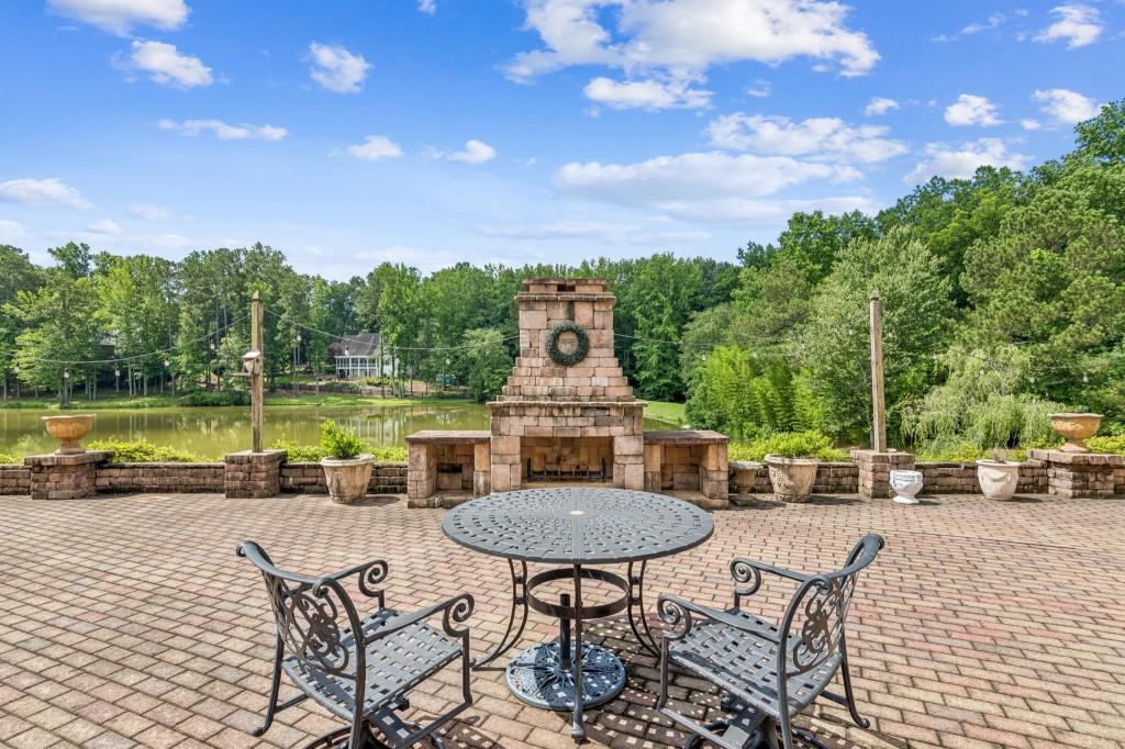Canton, Georgia, 30115, United States, 5 Bedrooms Bedrooms, ,6 BathroomsBathrooms,Residential,Active,1862827