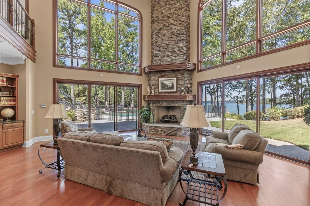 Flowery Branch, Georgia, 30542, United States, 4 Bedrooms Bedrooms, ,8 BathroomsBathrooms,Residential,Active,1929460