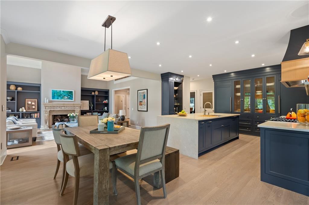 Johns Creek, Georgia, 30022, United States, 6 Bedrooms Bedrooms, ,5 BathroomsBathrooms,Residential,Active,1943809
