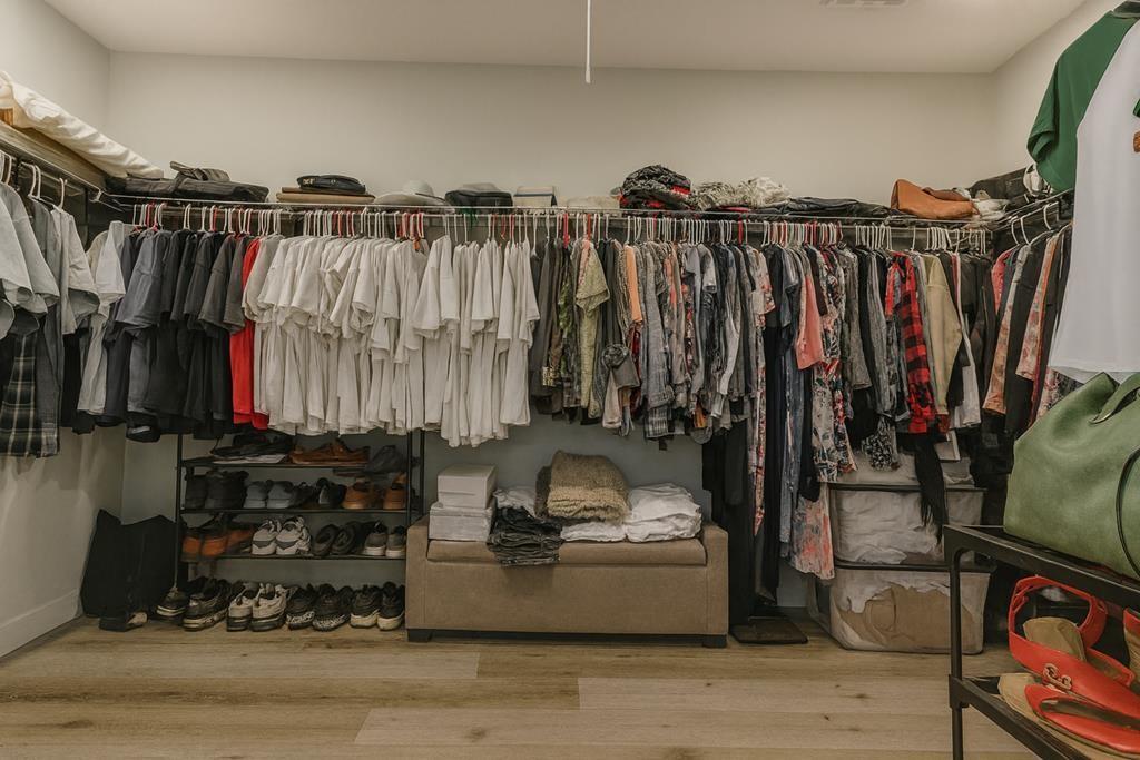 Ellijay, Georgia, 30540, United States, 4 Bedrooms Bedrooms, ,5 BathroomsBathrooms,Residential,Active,1913024