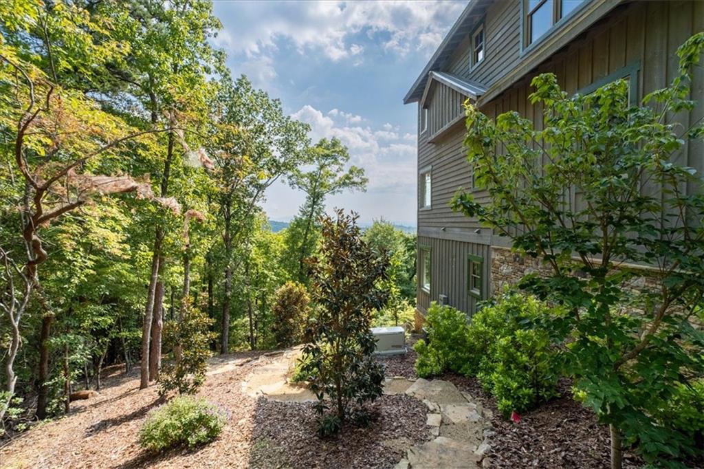 Ellijay, Georgia, 30540, United States, 5 Bedrooms Bedrooms, ,7 BathroomsBathrooms,Residential,Active,1954429