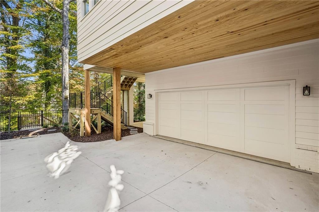 Atlanta, Georgia, 30306, United States, 6 Bedrooms Bedrooms, ,7 BathroomsBathrooms,Residential,Active,2007917