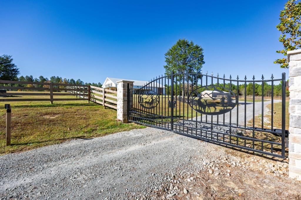 Rydal, Georgia, 30171, United States, 5 Bedrooms Bedrooms, ,5 BathroomsBathrooms,Residential,Active,1987269