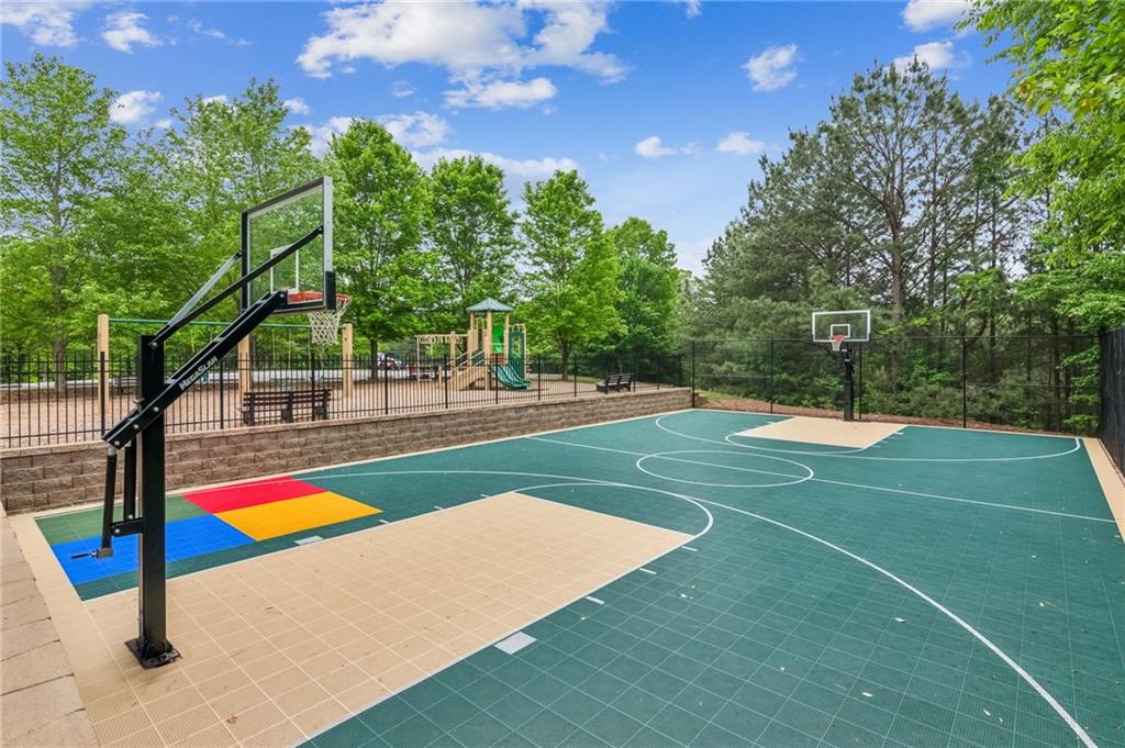 Big Canoe, Georgia, 30143, United States, 5 Bedrooms Bedrooms, ,6 BathroomsBathrooms,Residential,Active,1997551