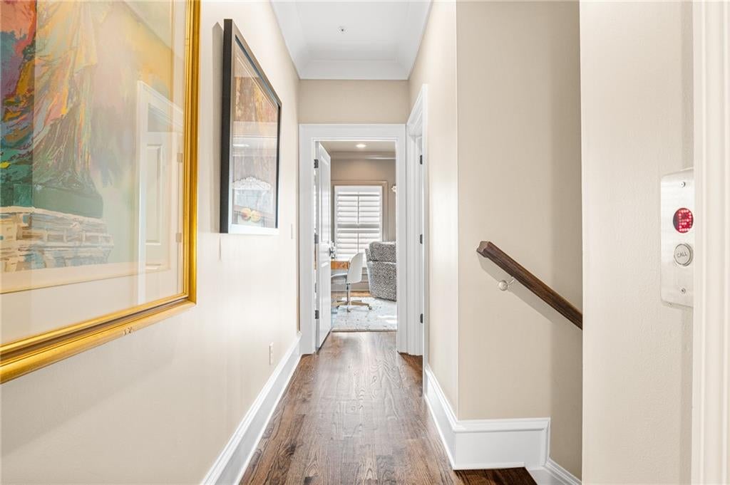 Atlanta, Georgia, 30319, United States, 3 Bedrooms Bedrooms, ,5 BathroomsBathrooms,Residential,Active,1997564