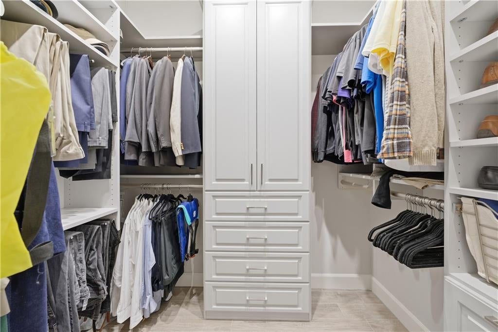 Johns Creek, Georgia, 30097, United States, 4 Bedrooms Bedrooms, ,5 BathroomsBathrooms,Residential,Active,2007308