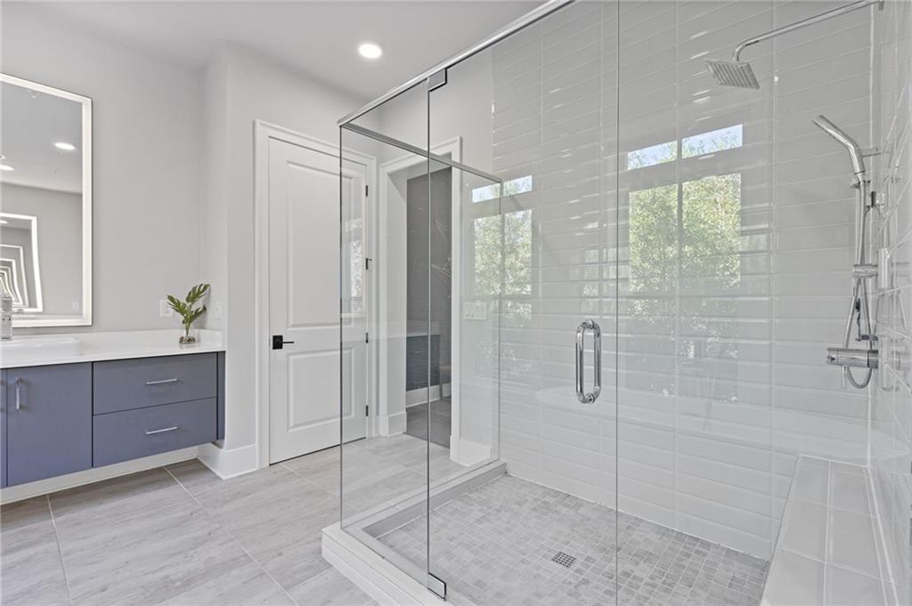 Atlanta, Georgia, 30308, United States, 3 Bedrooms Bedrooms, ,4 BathroomsBathrooms,Residential,Active,1969688