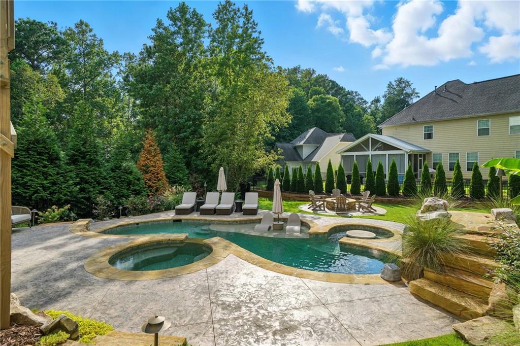 Canton, Georgia, 30115, United States, 7 Bedrooms Bedrooms, ,4 BathroomsBathrooms,Residential,Active,1936414