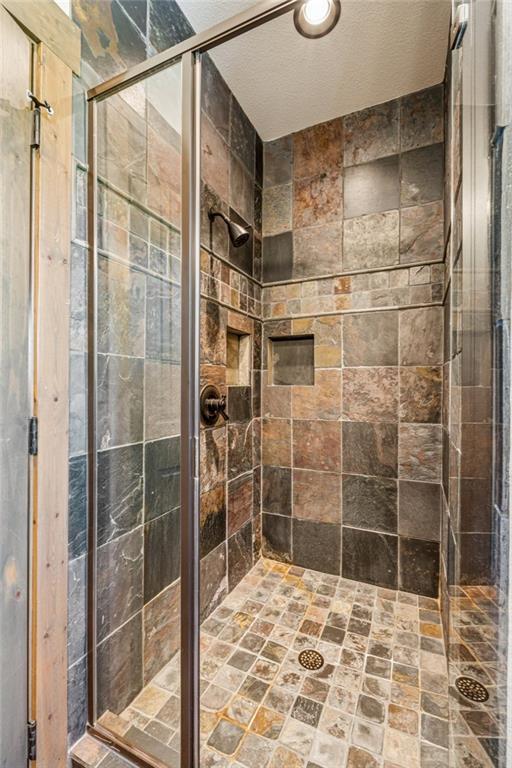 Ellijay, Georgia, 30536, United States, 3 Bedrooms Bedrooms, ,4 BathroomsBathrooms,Residential,Active,1929428