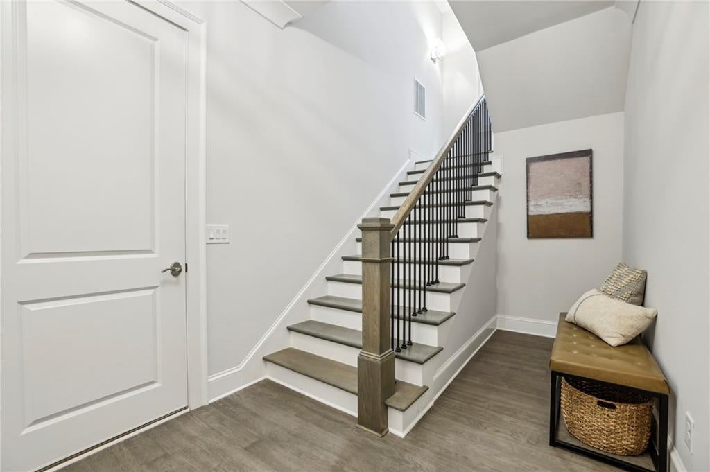 Alpharetta, Georgia, 30009, United States, 3 Bedrooms Bedrooms, ,4 BathroomsBathrooms,Residential,Active,1849562