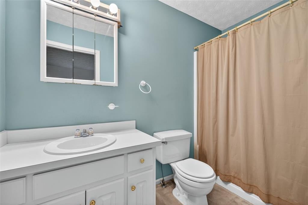 Suwanee, Georgia, 30024, United States, 7 Bedrooms Bedrooms, ,6 BathroomsBathrooms,Residential,Active,1990667