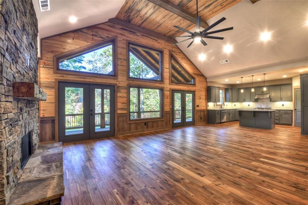 Ellijay, Georgia, 30540, United States, 4 Bedrooms Bedrooms, ,3 BathroomsBathrooms,Residential,Active,1972201