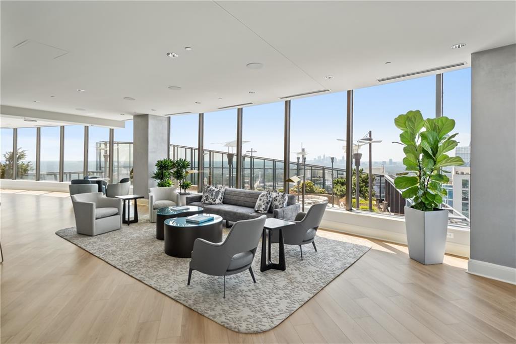 Atlanta, Georgia, 30326, United States, 2 Bedrooms Bedrooms, ,3 BathroomsBathrooms,Residential,Active,1945473