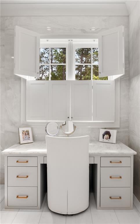 Alpharetta, Georgia, 30004, United States, 6 Bedrooms Bedrooms, ,8 BathroomsBathrooms,Residential,Active,1929413
