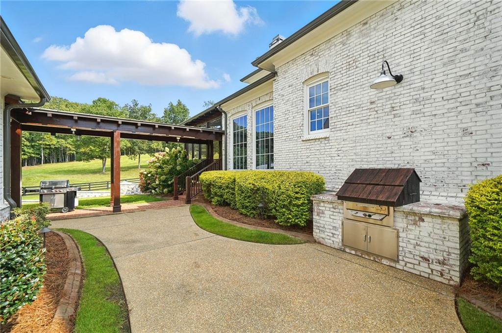 Ball Ground, Georgia, 30107, United States, 5 Bedrooms Bedrooms, ,6 BathroomsBathrooms,Residential,Active,1961964