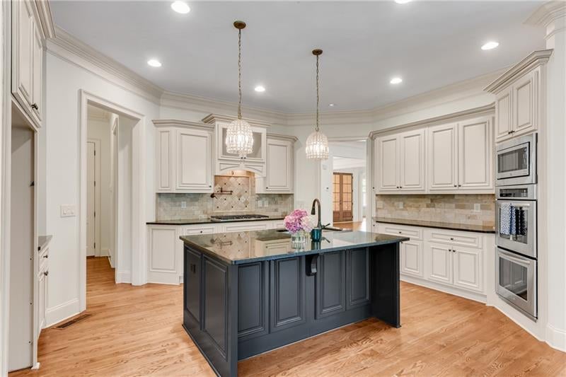 Braselton, Georgia, 30517, United States, 5 Bedrooms Bedrooms, ,5 BathroomsBathrooms,Residential,Active,1912832