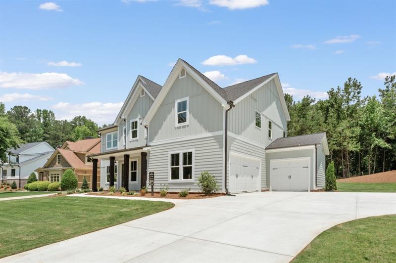 Gainesville, Georgia, 30506, United States, 4 Bedrooms Bedrooms, ,4 BathroomsBathrooms,Residential,Active,1894234