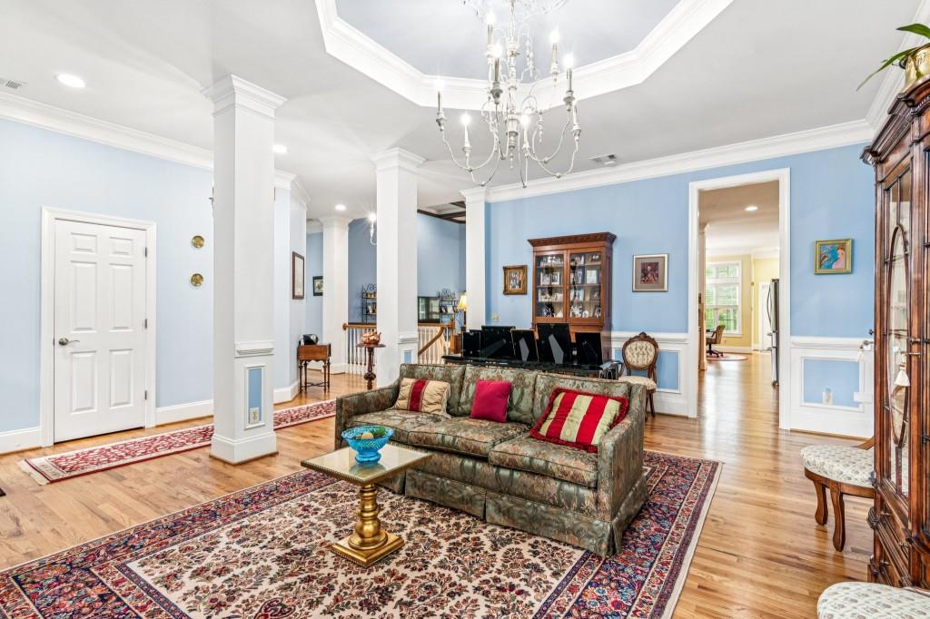 Canton, Georgia, 30115, United States, 5 Bedrooms Bedrooms, ,6 BathroomsBathrooms,Residential,Active,1862827
