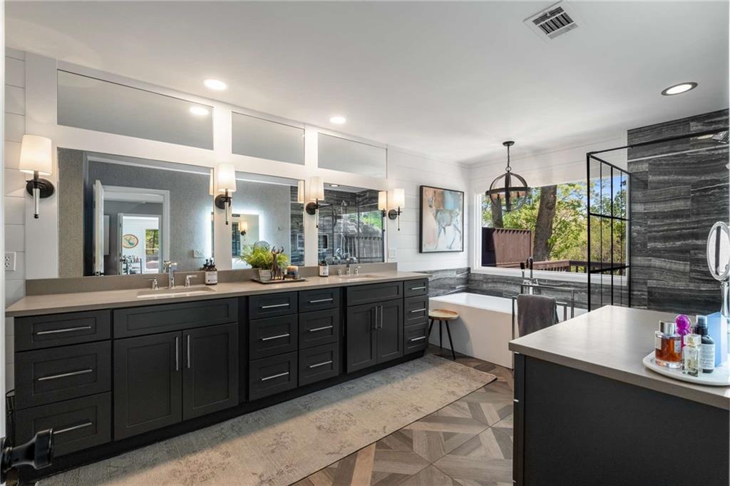 Buford, Georgia, 30518, United States, 5 Bedrooms Bedrooms, ,4 BathroomsBathrooms,Residential,Active,1764522